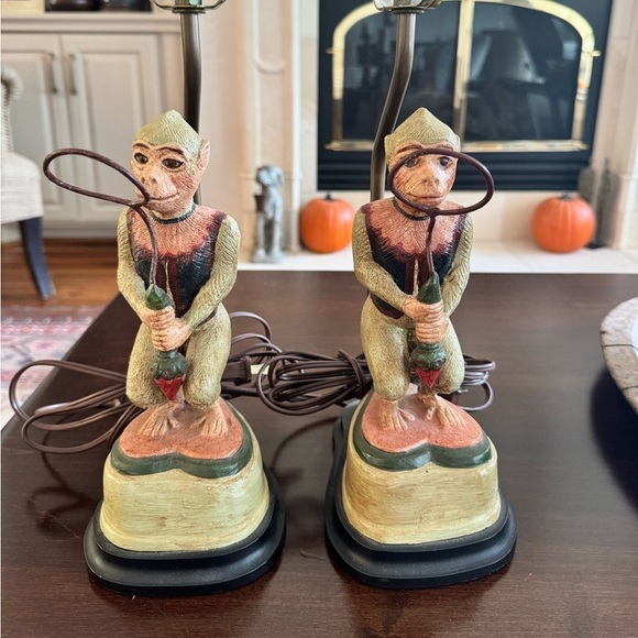 A vintage Pair of Ceramic Monkey Lamps - Picture 1 of 10